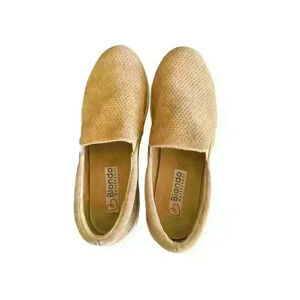 Blondo Women's Gallert Waterproof Slip On Sneaker in Mushroom Suede‎ Women’s 7.5